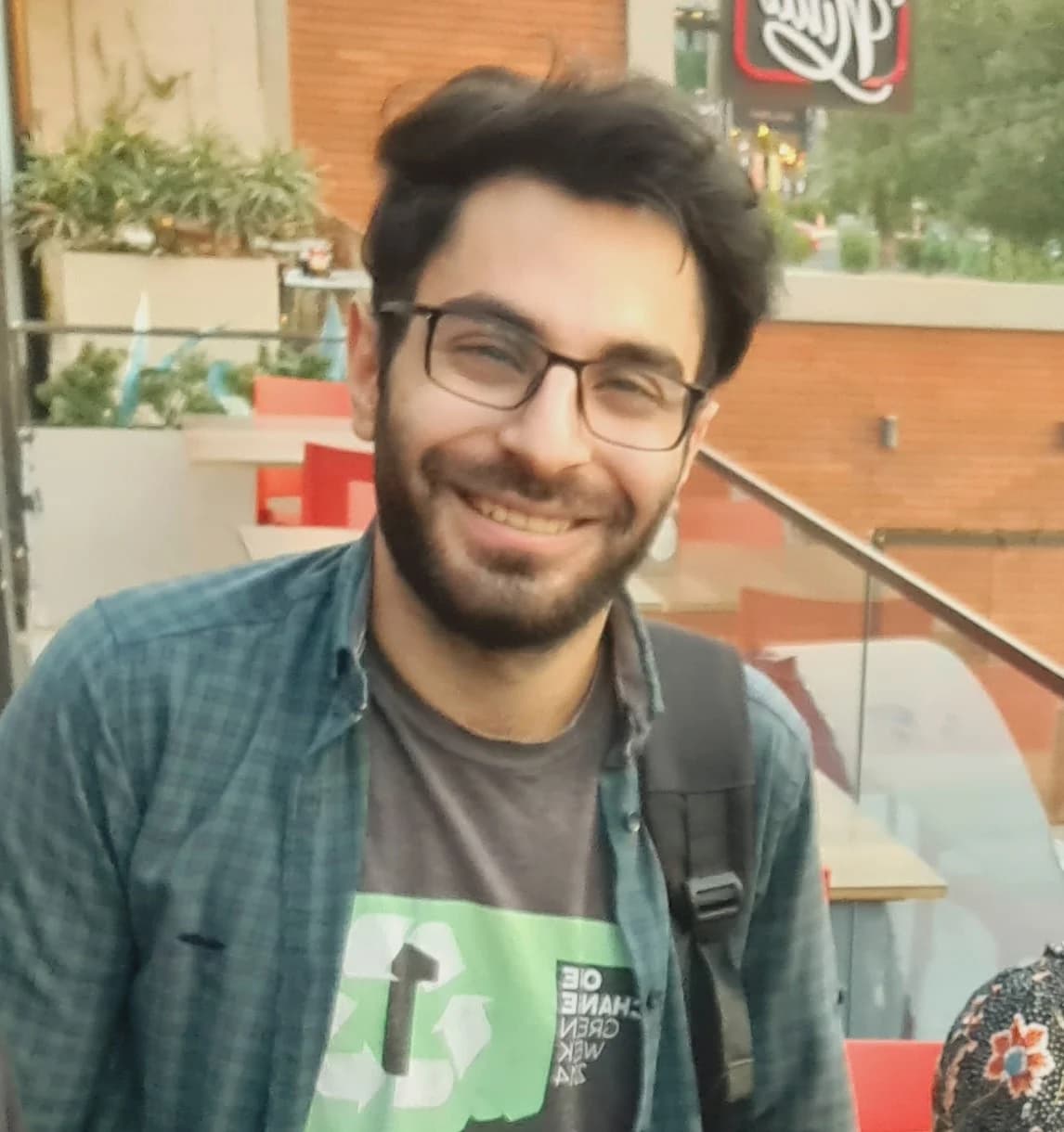 مرتضى كريم